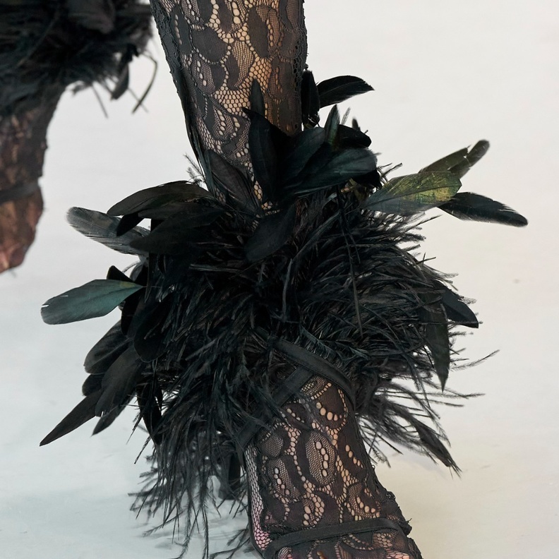 7 دور أزياء قدّمت أحذية رائعة ضمن مجموعاتها لربيع وصيف 2023