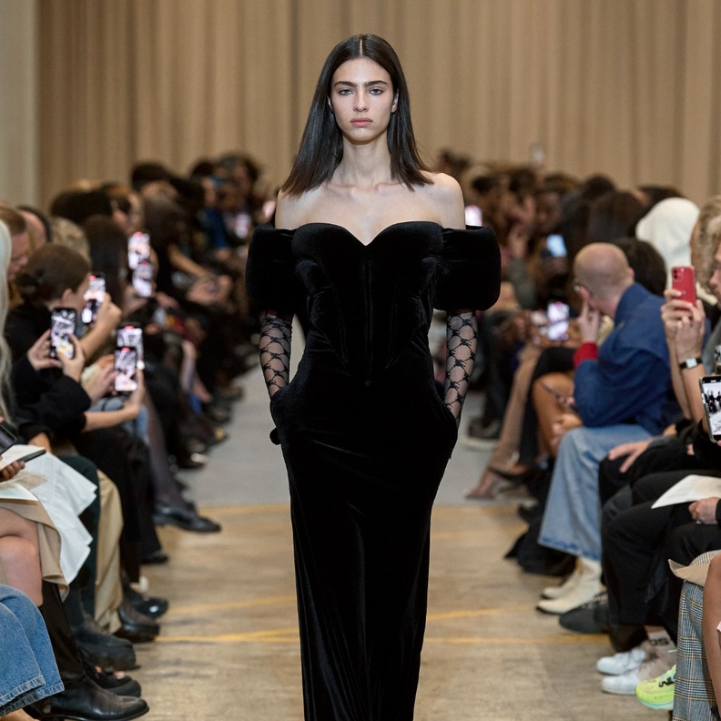 7 دور تنظر إلى الماضي مع إطلالات ريترو في موسم ربيع وصيف 2023