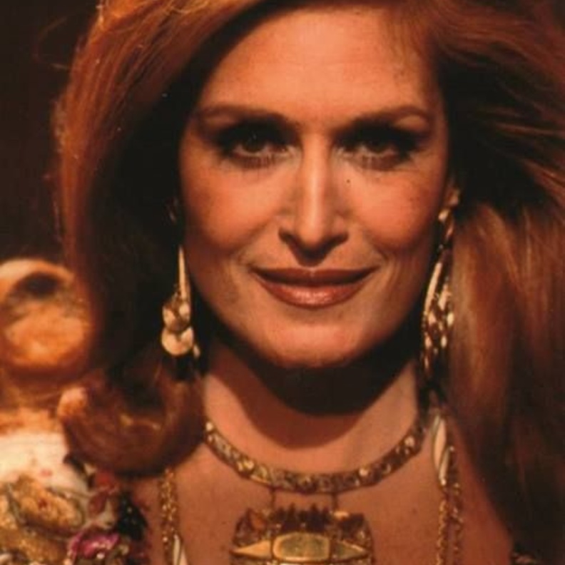 داليدا "غنوة حلوة".. إليكِ مجوهرات أشهر مغنية أوروبية من أصول مصرية