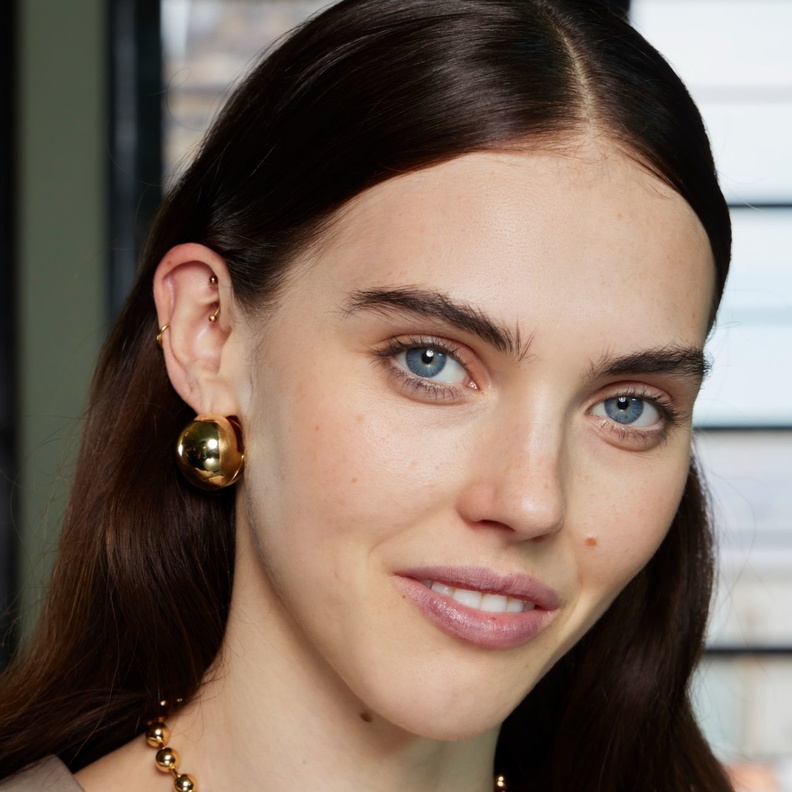 رسمات المكياج "المات" صيحة أساسية في عطلة الصيف... إليك خطوات تطبيقها