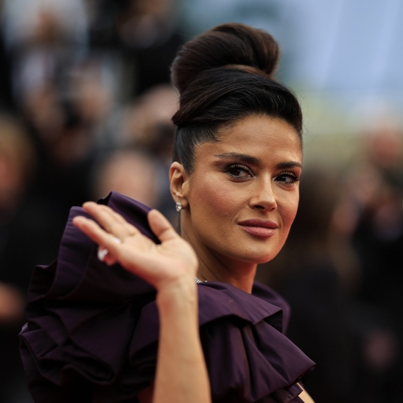 المكياج القوي عنوان الجمال في اليومين الرابع والخامس من مهرجان كان 2023.. إليك الخطوات