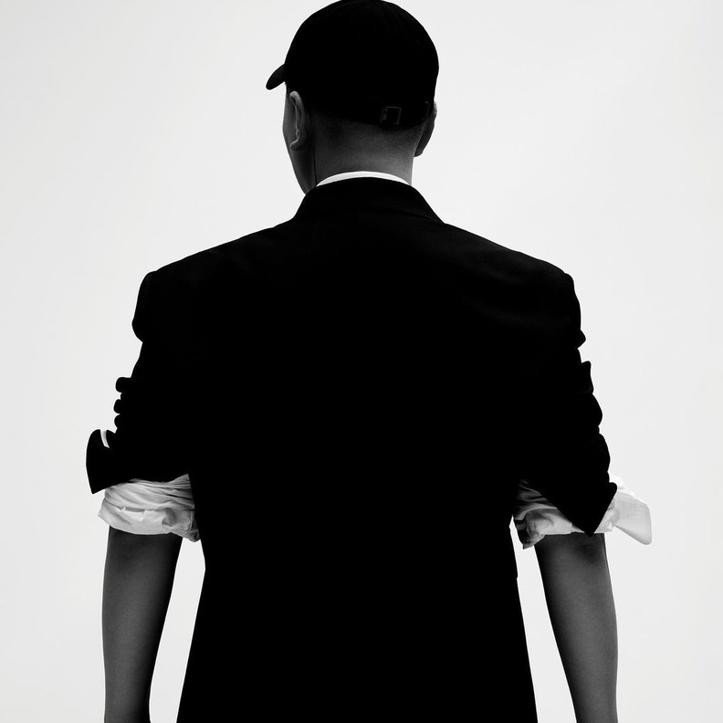 المصمم Peter Do