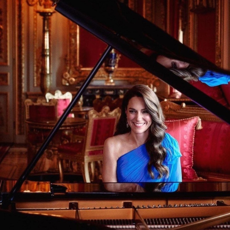 كيت ميدلتون تعزف قطعة موسيقية في اليوروفيجن Eurovision 