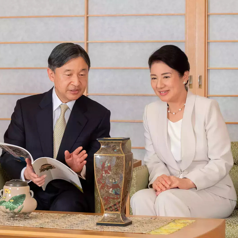 معرض جديد يكشف تفاصيل الحياة اليومية لإمبراطور اليابان