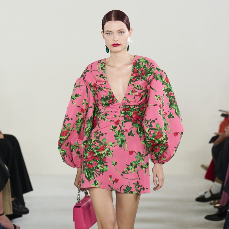 موضة الأكمام المنفوخة صيحة تمنحك المدى والرقي