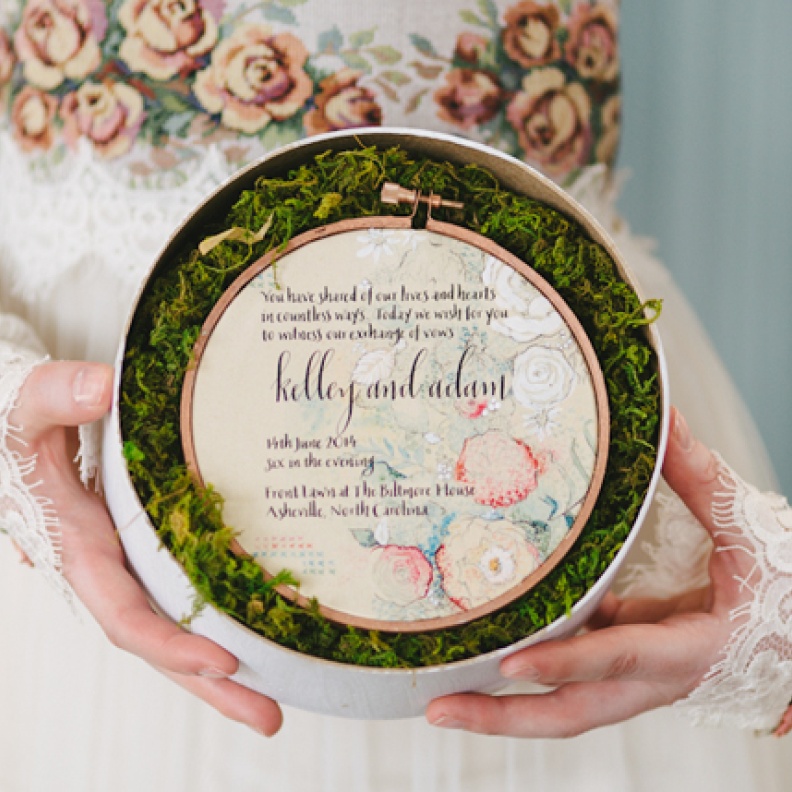 اختاري اجمل دعوات الزفاف الرومانسية المطرزة لحفل زفافك