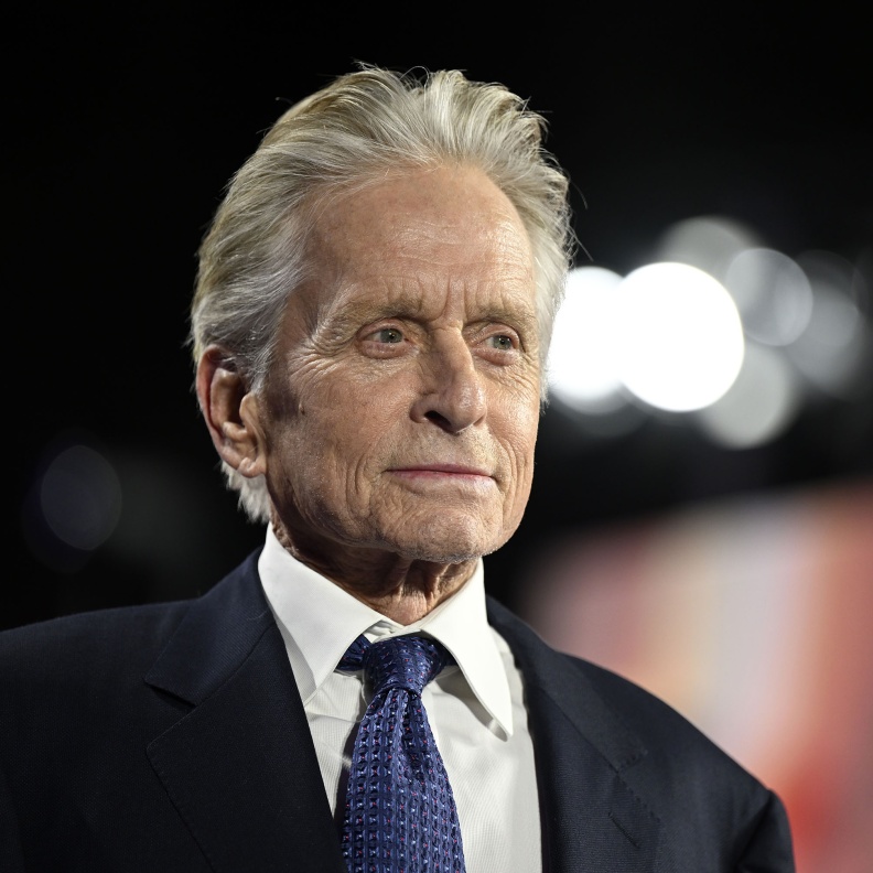 مايكل دوغلاس