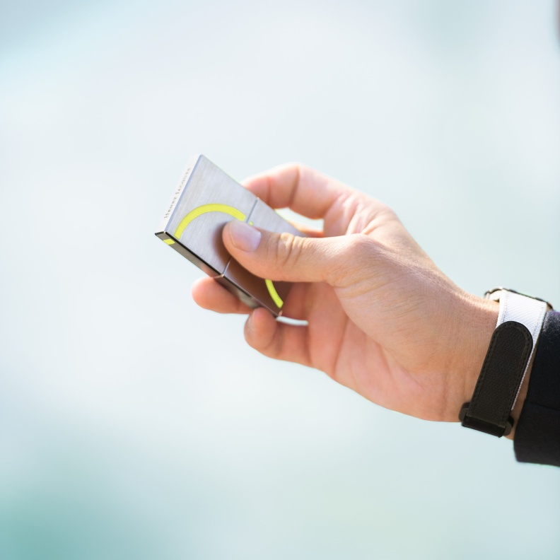 دار عطور هنري جاك تقدّم كليك-كلاك Clic-Clac في إصدار مصمّم خصيصاً من أجل رافاييل نادال