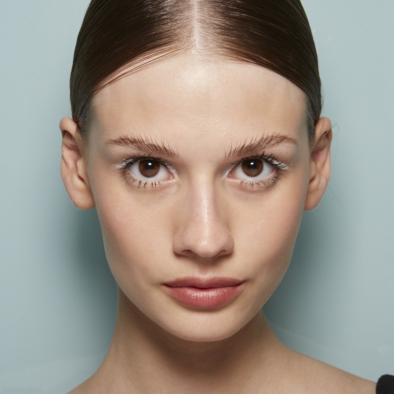 أجدد مستحضرات العناية بمنطقة العينين