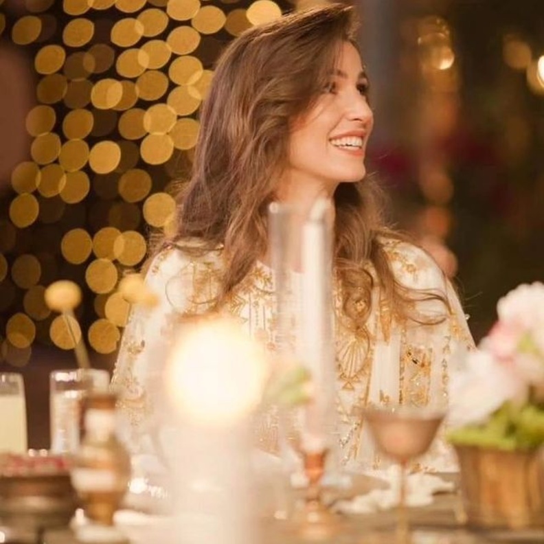 من هي رجوة السيف زوجة ولي العهد الأردني؟