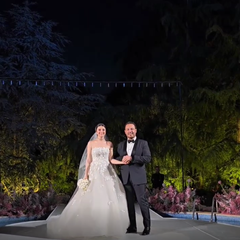 الفنان عاصي الحلاني يغني لماريتا