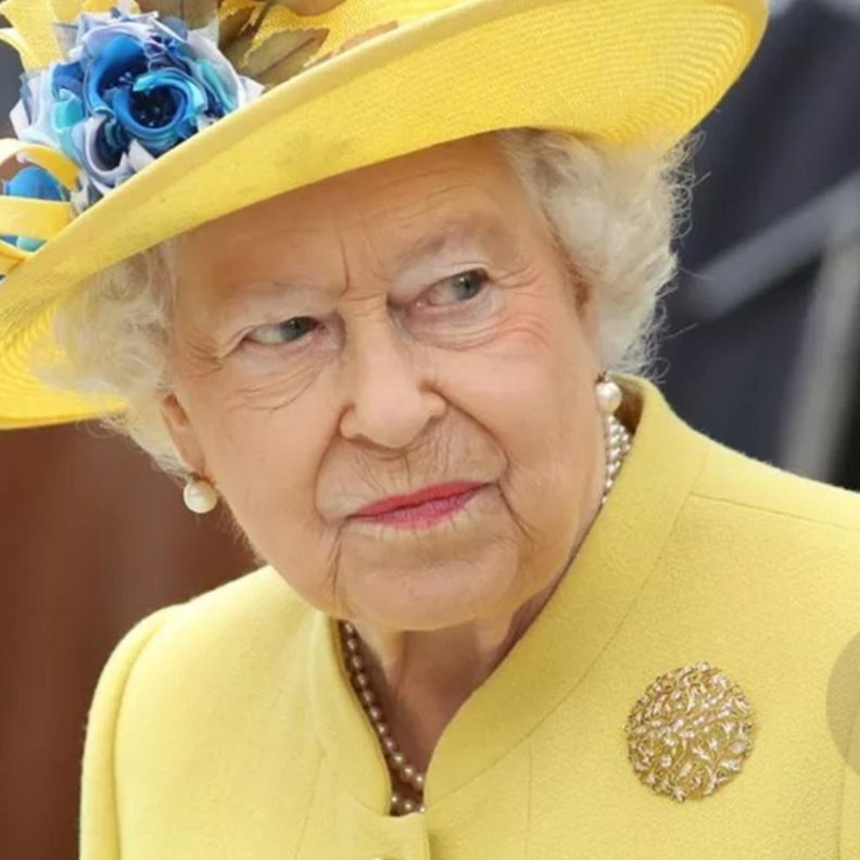 من الاختلاس إلى الاتهام بالعنصرية.. أزمات مرت بها العائلات الملكية حول العالم