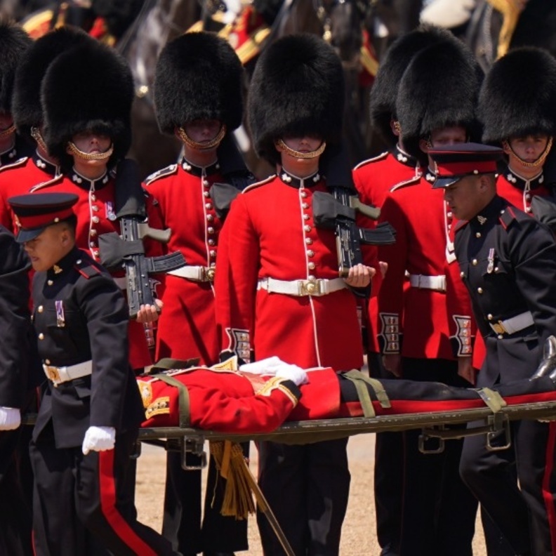 بعد حالات إغماء في البروفة الأخيرة.. أمير ويلز يوجه الشكر للمشاركين في احتفالات Trooping the Colour
