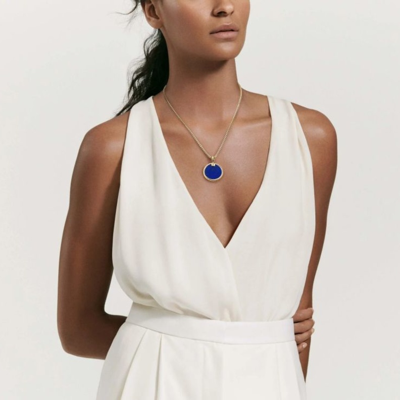 عقد مرصع باللازورد من مجموعة DY Elements من ديفيد يورمان David Yurman 