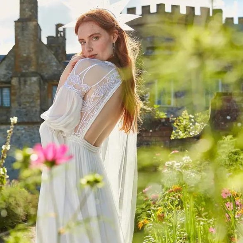 فساتين زفاف مرصعة باللؤلؤ@temperleylondon