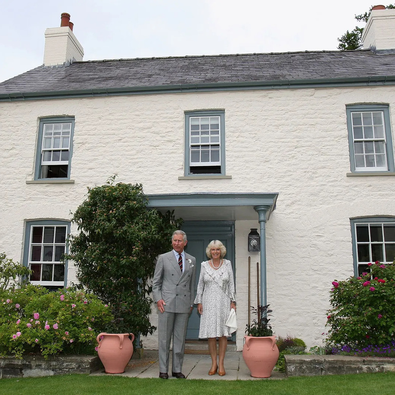 منزل Llwynywermod