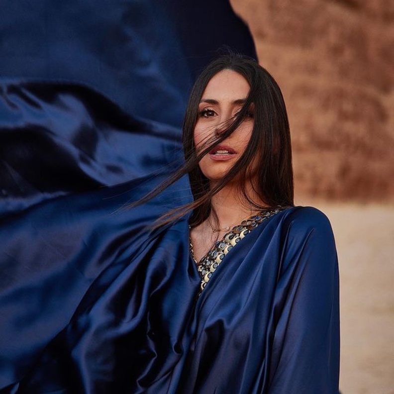 مقابلة خاصة لموقع "هي" مع هبة طوجي عن البومها الجديد بعد سنين