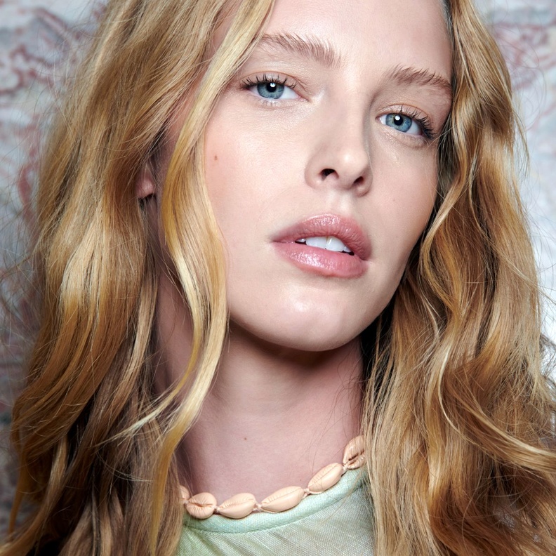 عطور بنفحات مثالية لرحلات الصيف