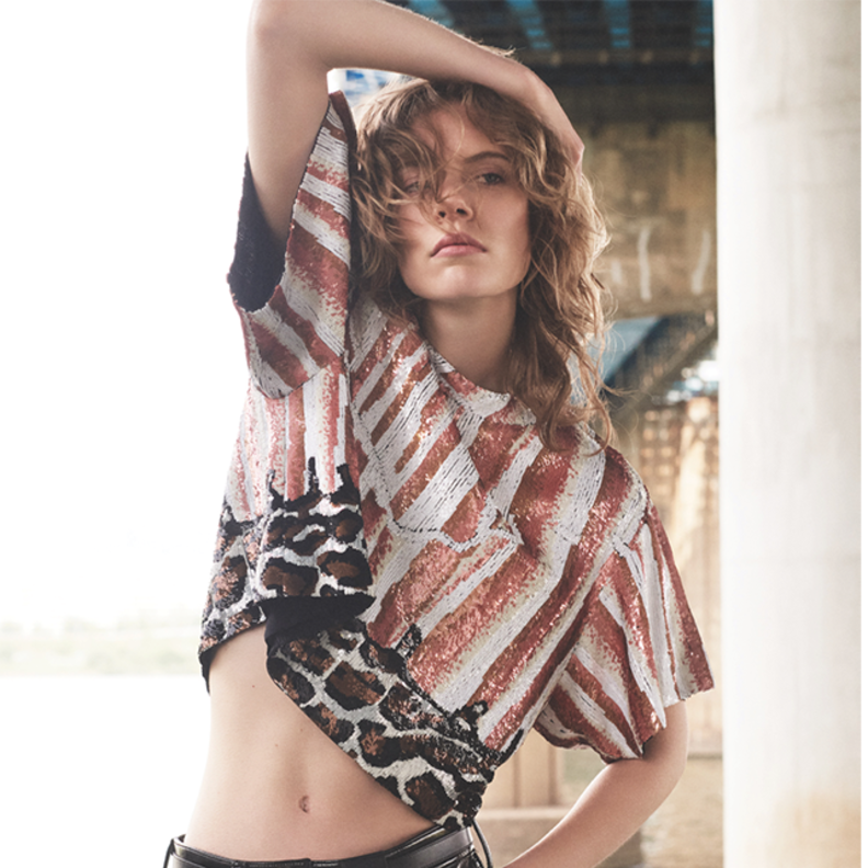 جلسة تصويرية خاصة بدار "لويس فويتون" عنوانها "الأنوثة العصرية"