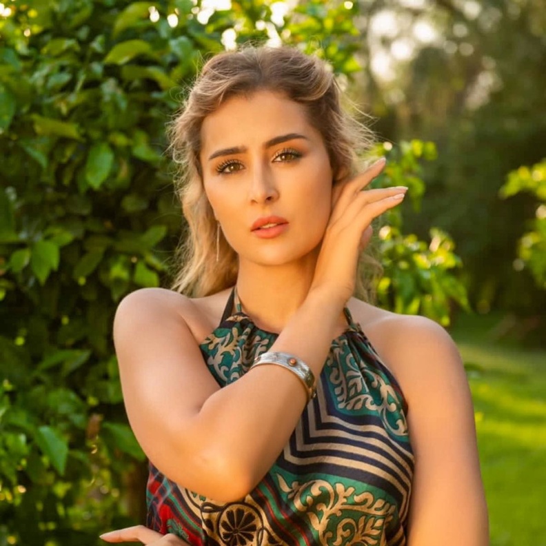 عائشة بن أحمد