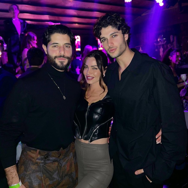 جيهان علامة مع أبنائها