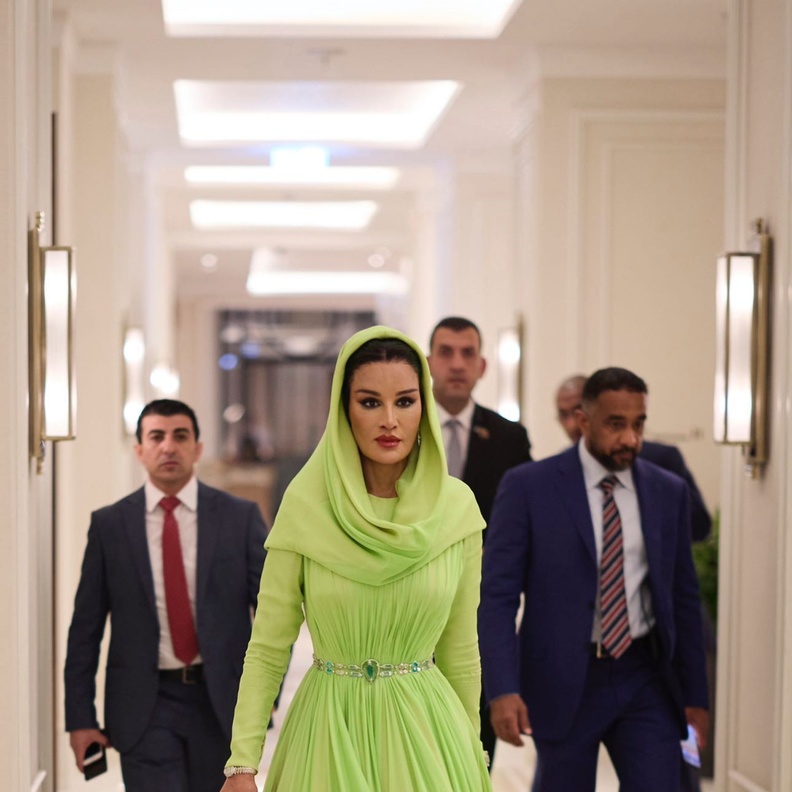 الشيخة موزة