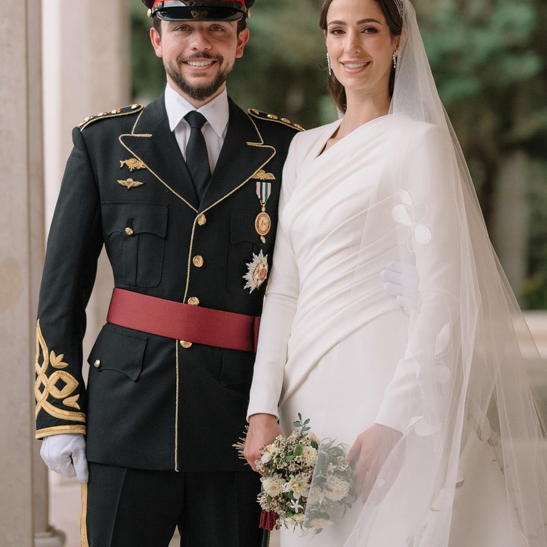 حضور لافت لورثة عرش العائلات الملكية في عٌرس الأمير الحسين