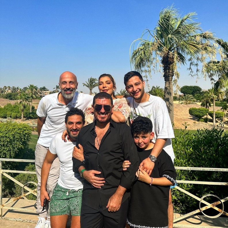 شاهدوا لحظات عائلية مرحة تجمع أصالة وزوجها فائق حسن وهكذا ظهرت موهبة ابنها الموسيقية 