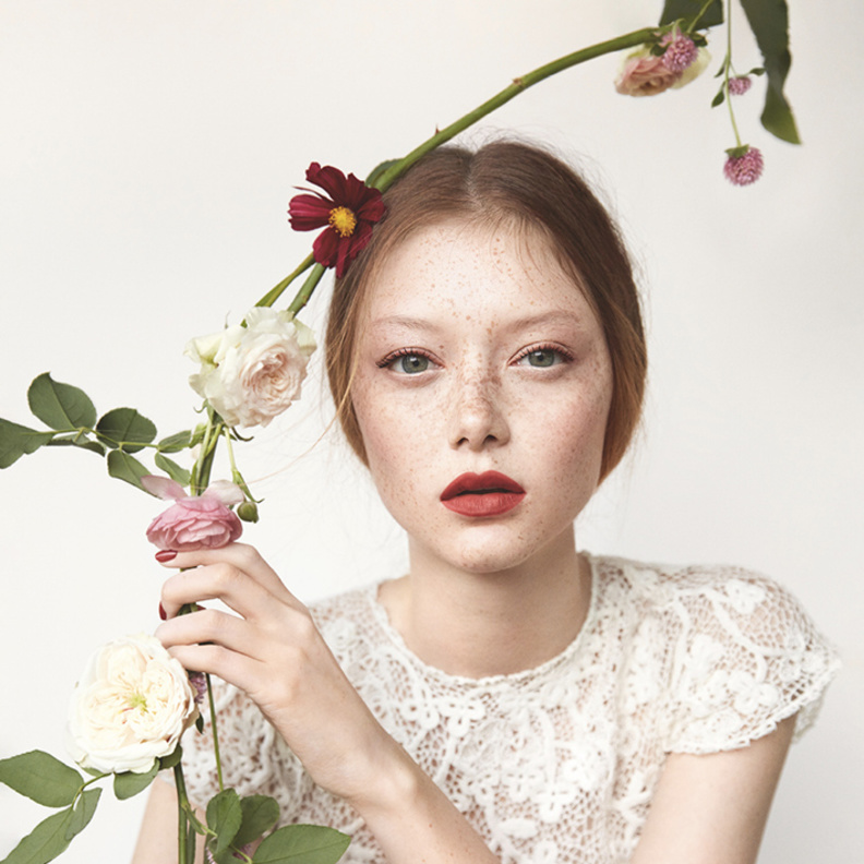 جلسة تصويرية خاصة لـ "هي" من Dior 