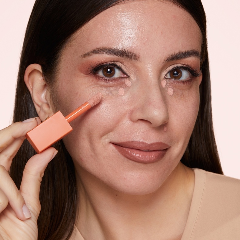  FAUXFILTER Color Corrector صحّحي وفتّحي مع Huda Beauty