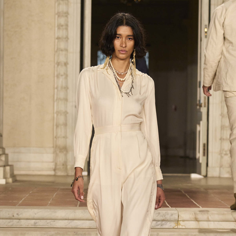 موديلات جمبسوت مريحة لإطلالات مختلفة في عيد الأضحى 2023