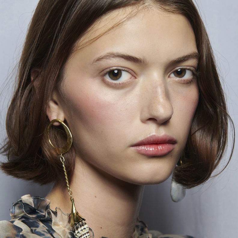 هدايا عيد الأضحى تحتاجها كل صبية لإطلالة مفعمة بالإشراقة من أجدد المستحضرات