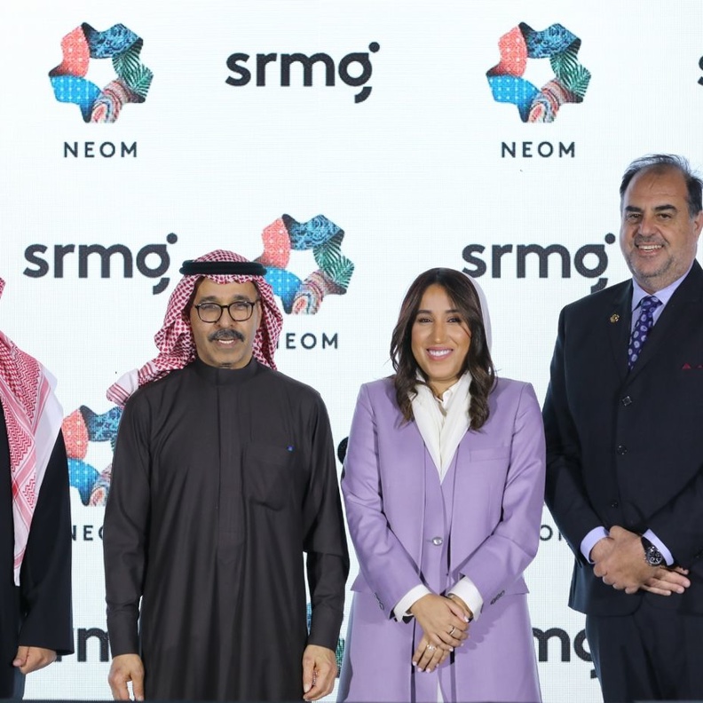 نيوم وSRMG يوقعان مذكرة تفاهم لتعزيز منظومة الإعلام الإقليمية