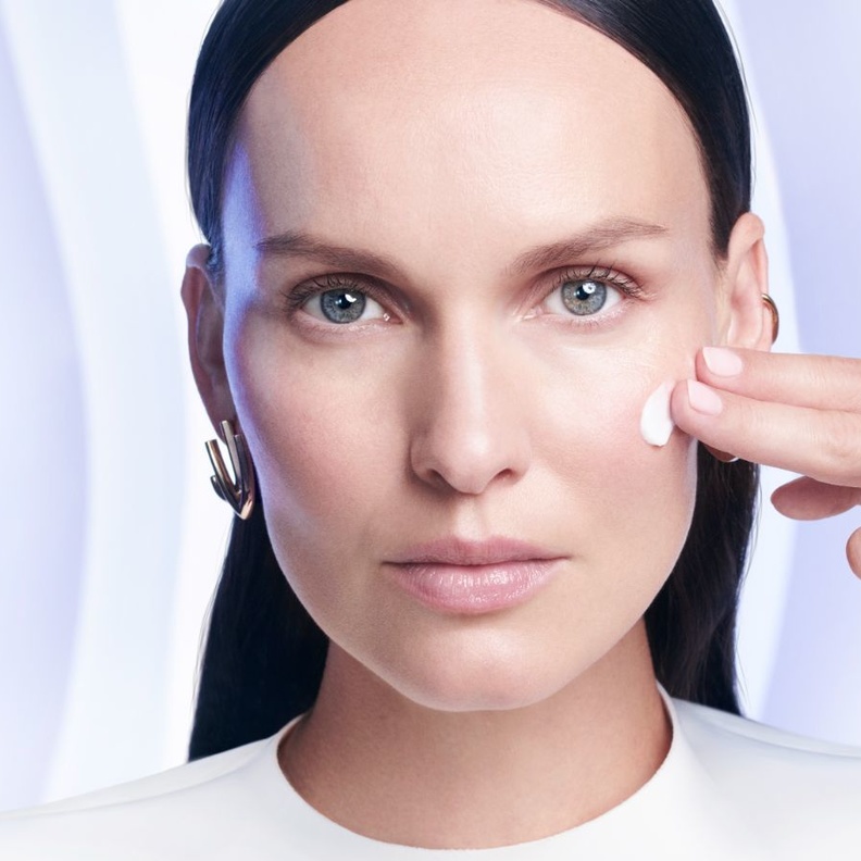 لانكوم تطرح  RÉNERGIE H.P.N. 300-PEPTIDE CREAM