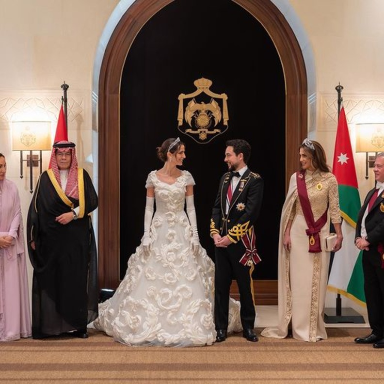 مواقف لفتتنا للعائلة الملكية الأردنية في حفل زفاف ولي العهد والأميرة رجوة