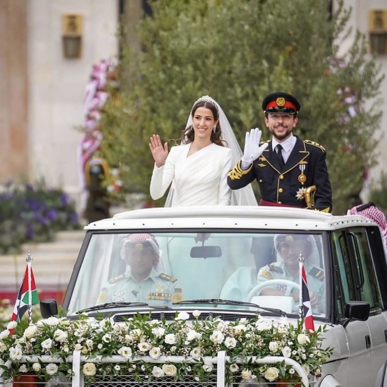 تفاصيل حفل زفاف الأميرة رجوة وولي العهد الأردني.. رجوة والحسين