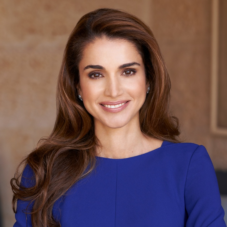 أروع التيجان الملكية الخاصة بالملكة رانيا