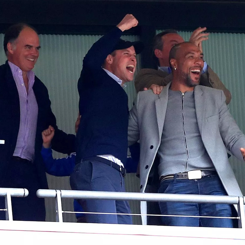 الامير وليام William Prince of Wales – نادي أستون فيلا Aston Villa fan
