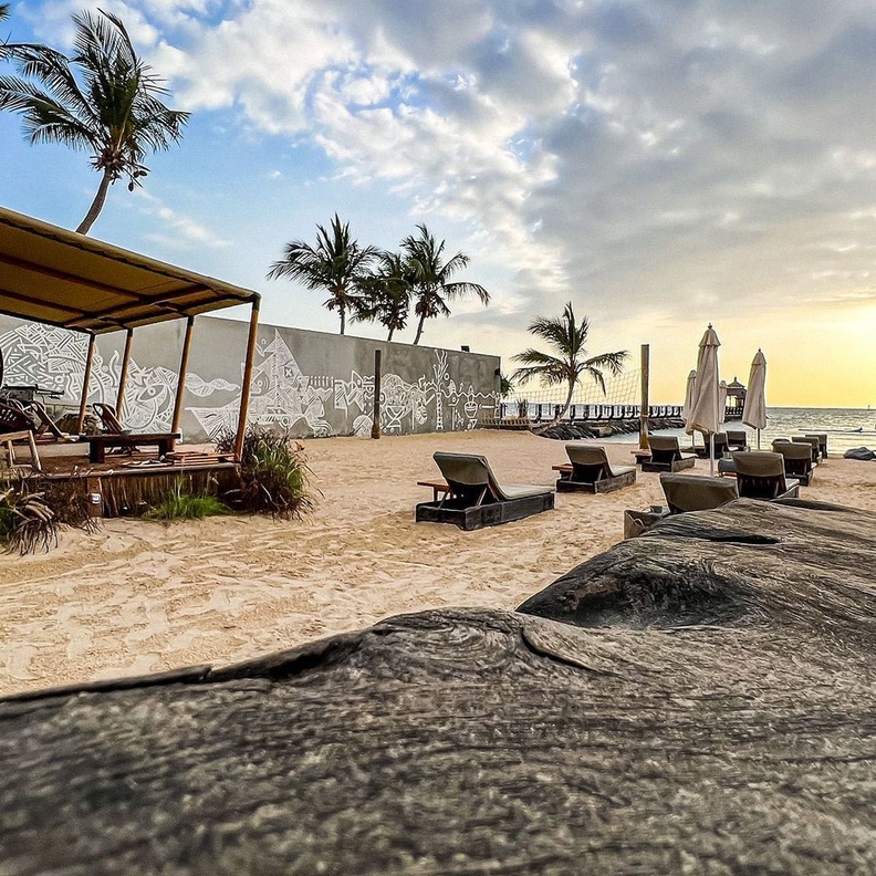 لتجربة صيفية لا تنسى.. تعرفي على أجمل الأندية الشاطئية في جدة 