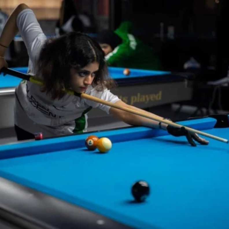 لعبة التكتيك الرفيع.. أبرز 5 لاعبات سعوديات متميزات في رياضة السنوكر