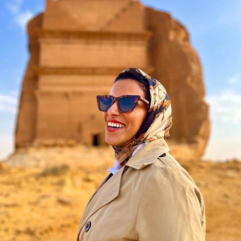 أبرز المرشدات السياحيات السعوديات اللواتي حققن نجاحات متميزة في مجال الإرشاد السياحي