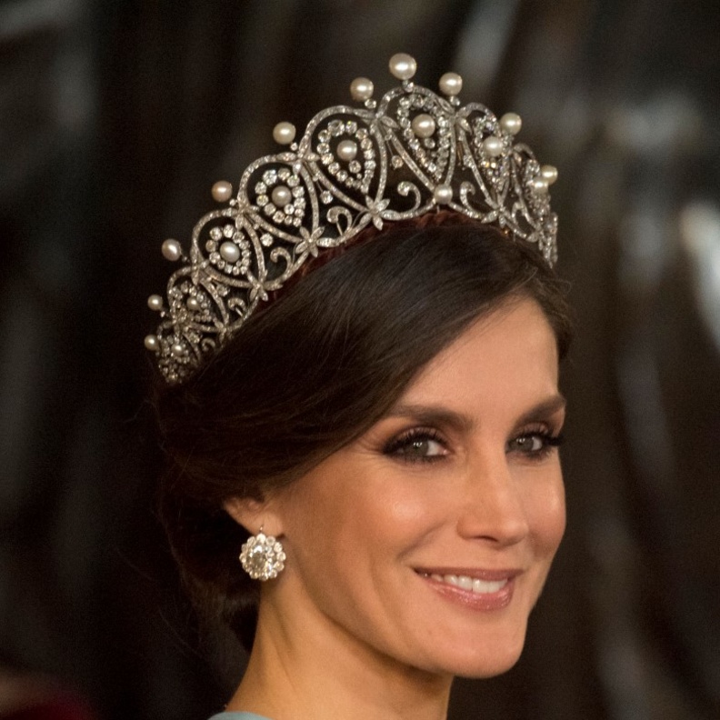 تيجان ليتيزيا ملكة إسبانيا الفاخرة