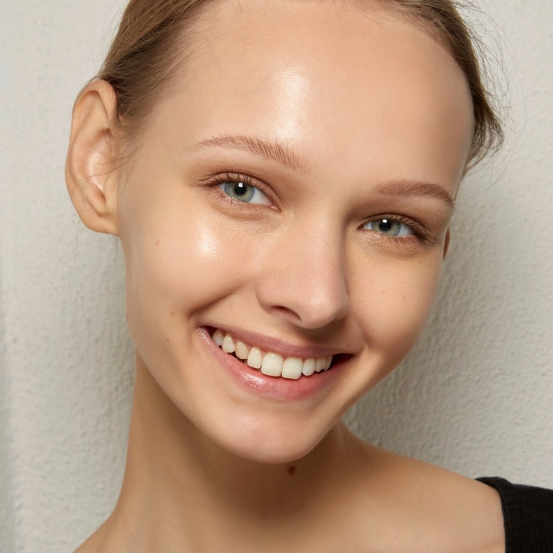 تجميل وتوريد اللثة بالليزر وأهم فوائدها