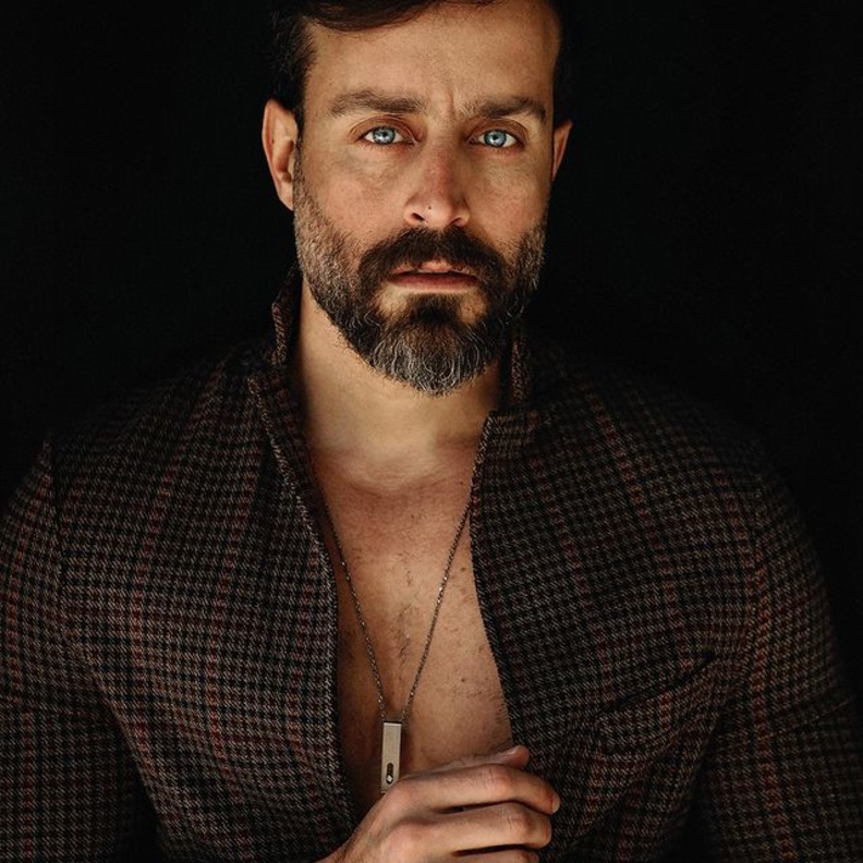 الفنان سعد رمضان