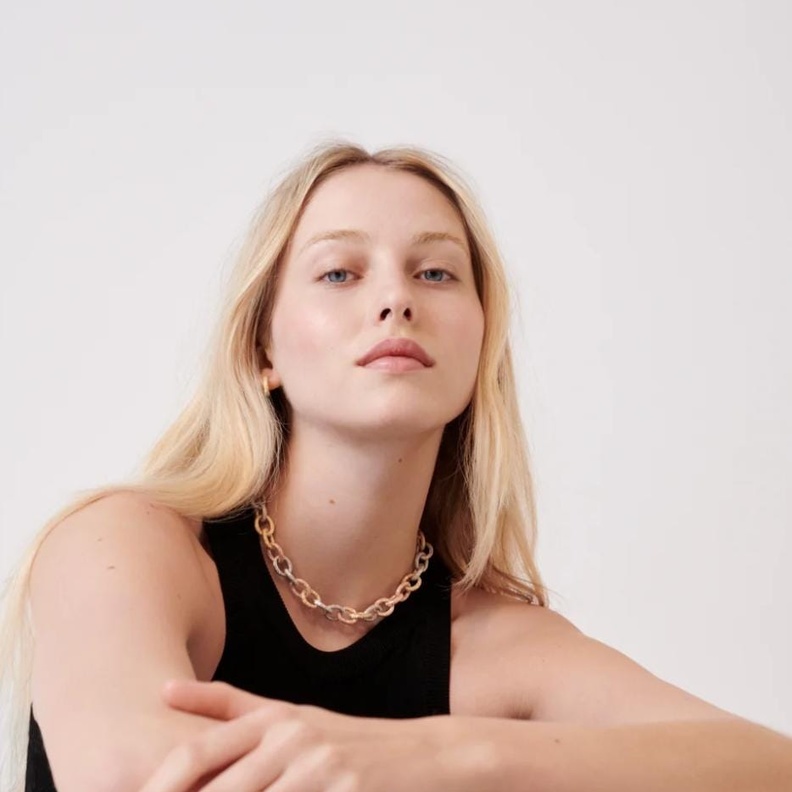 قلادة Florentine Finish 1885 Short Links