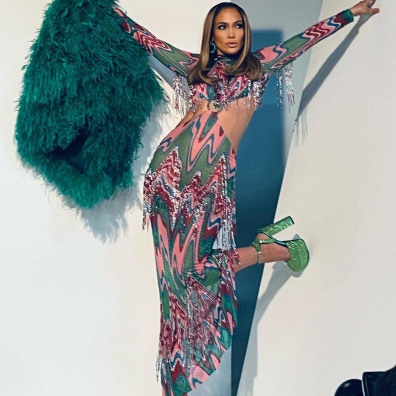 كيف عبّرت مجوهرات جينيفر لوبيز Jennifer Lopez عن شخصيتها المتمردة؟