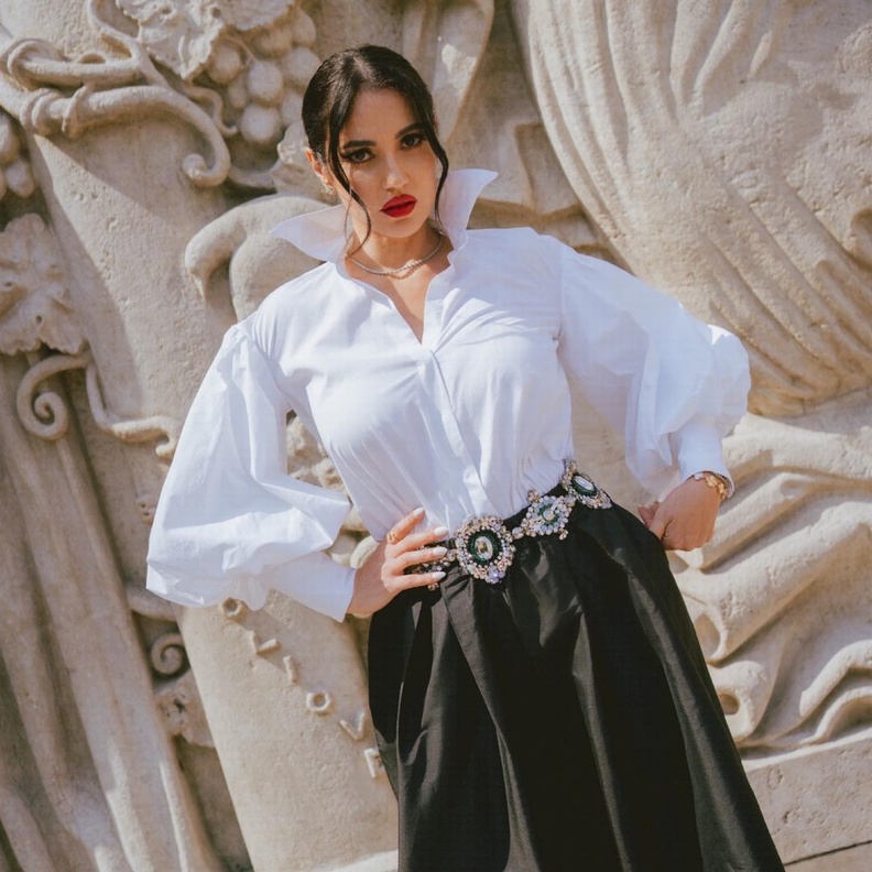 مجوهرات نجمات العالم تتلألأ في سماء باريس بالهوت كوتور لخريف وشتاء 2023-2024 