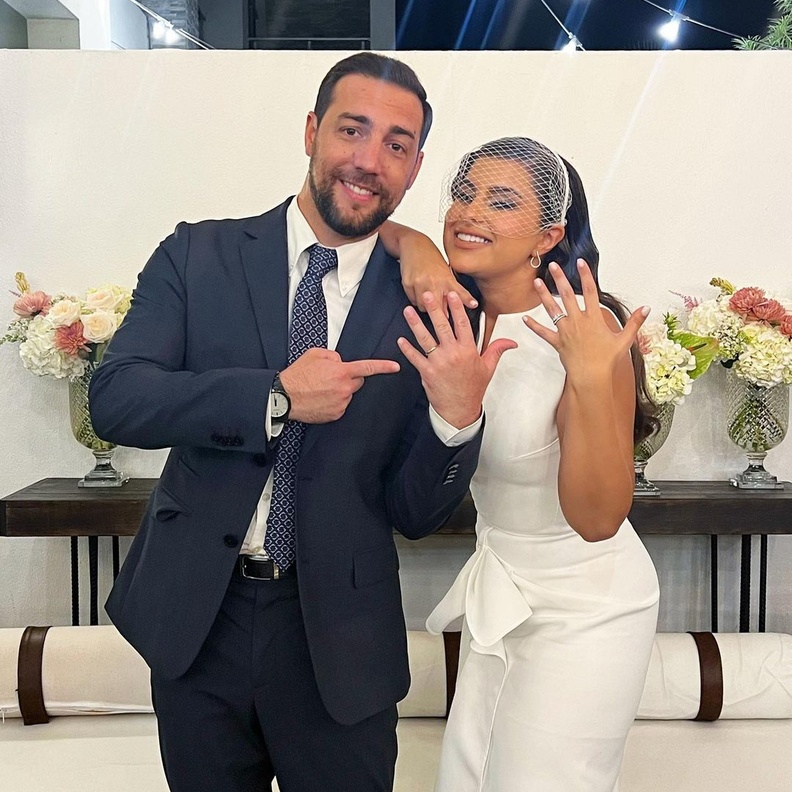 مينا الشيخلي خلال حفل عقد القران