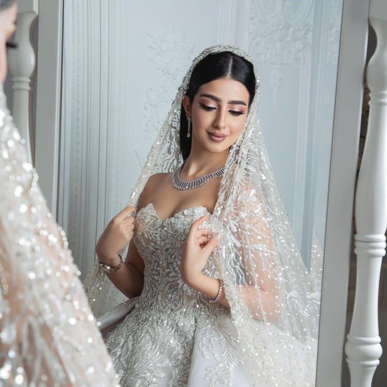 هيا حازم بفستان الزفاف