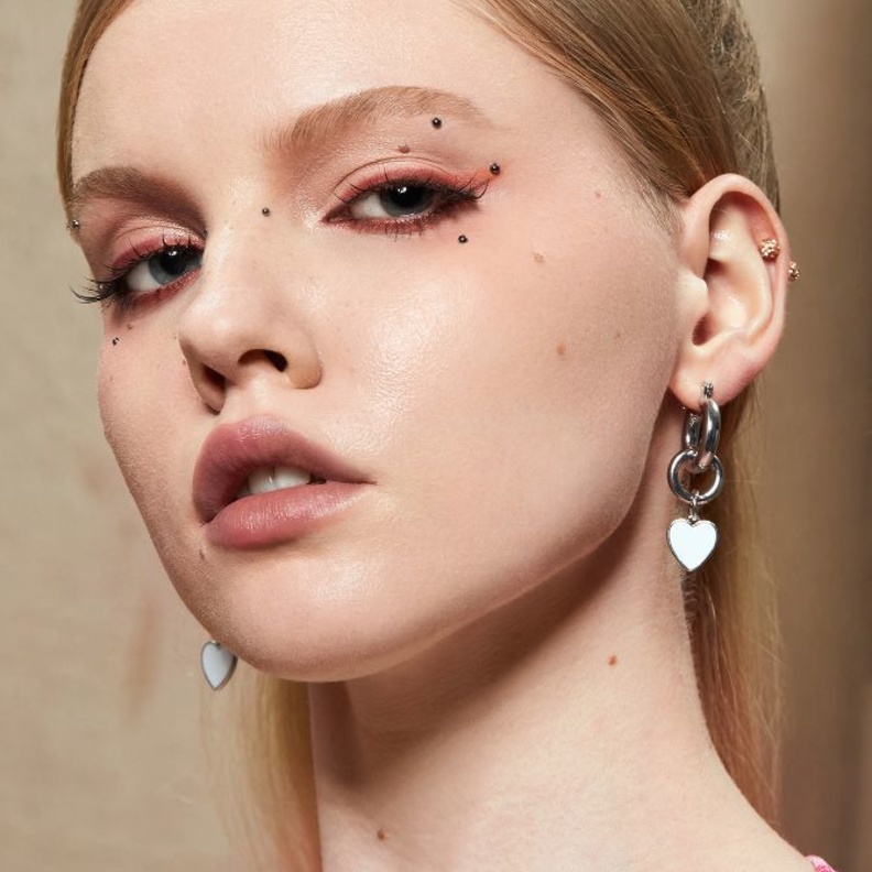 أساليب عصرية لمكياج العيون